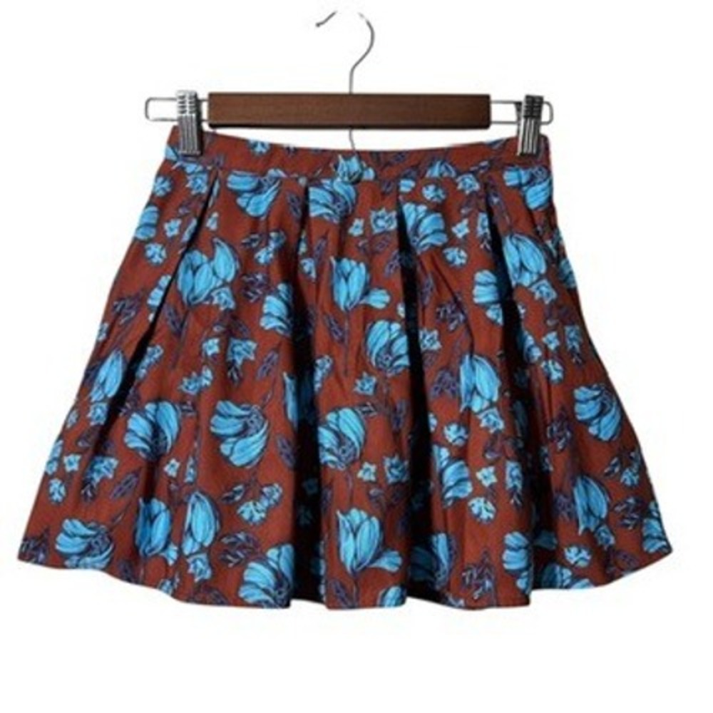 Forever 21 Floral Skater Skirt XS Rust‎ Blue Print Tulle Lined Flare Cute